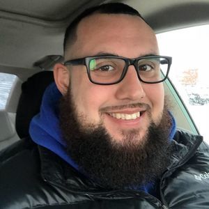 Meet your Posher, Ethan